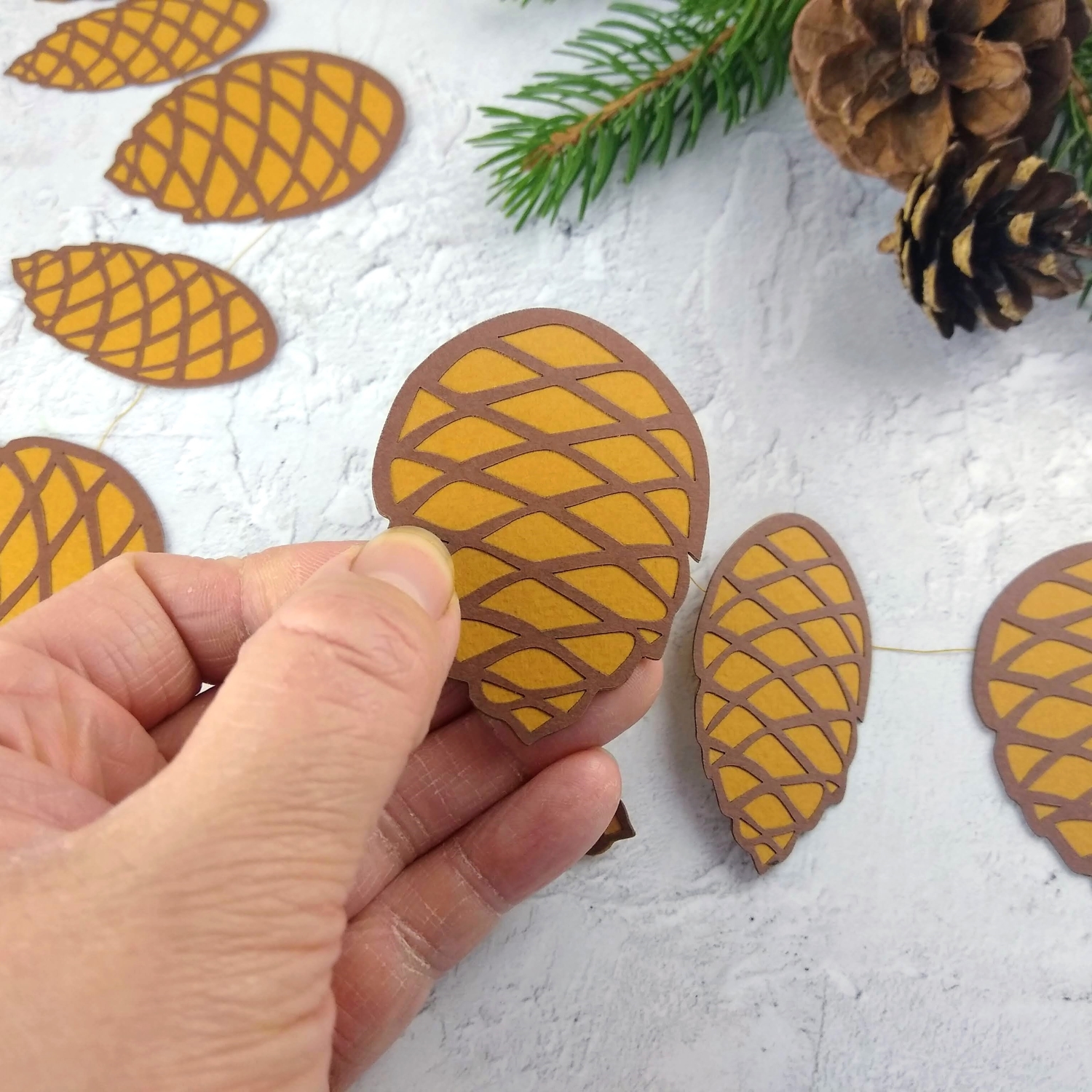 Pinecone Garland - Image 5