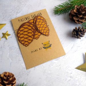Pinecone Garland
