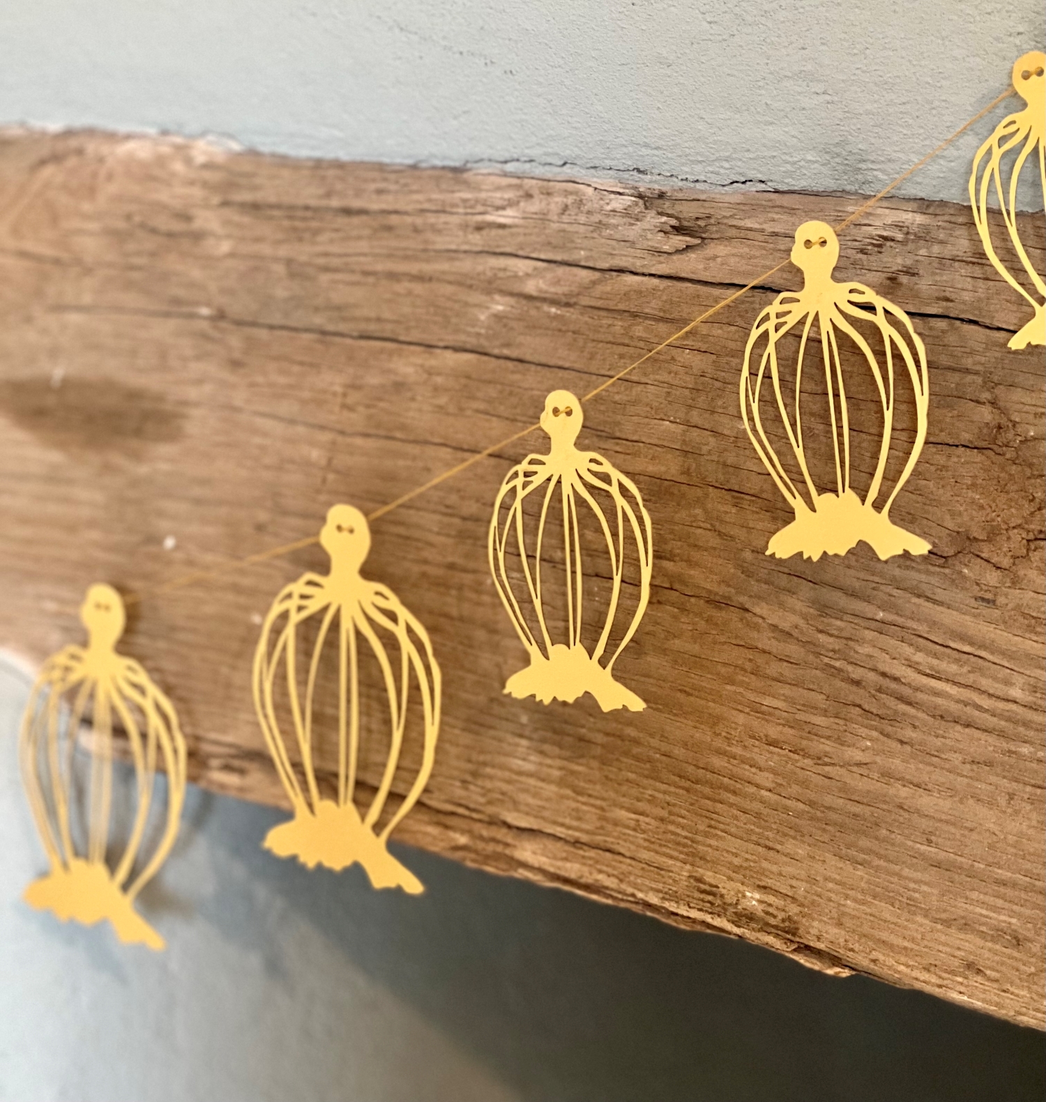 Gold Poppy Bell Garland - Image 3