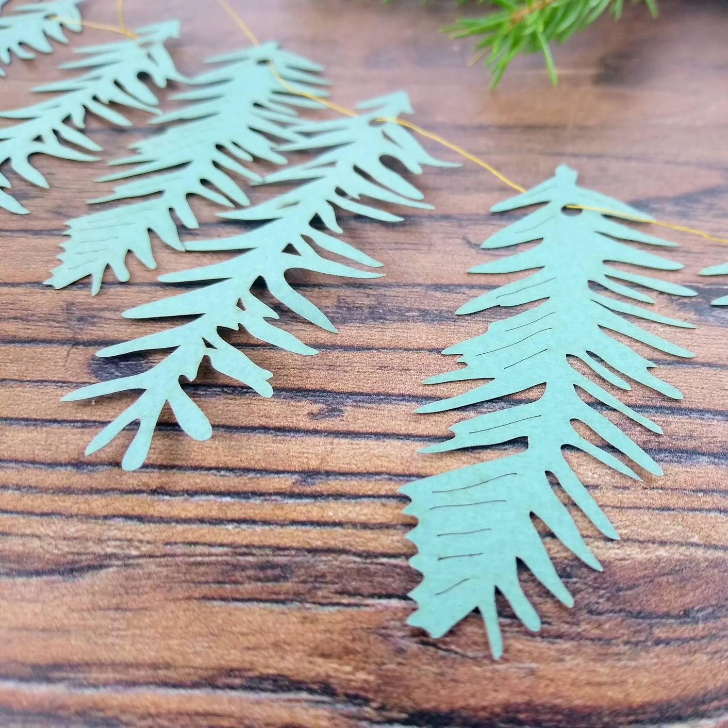 Spruce Garland - Image 4