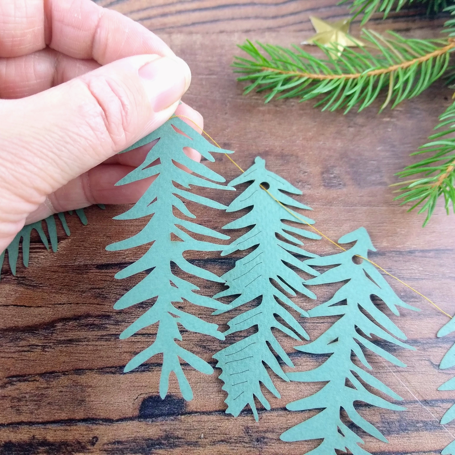 Spruce Garland - Image 3