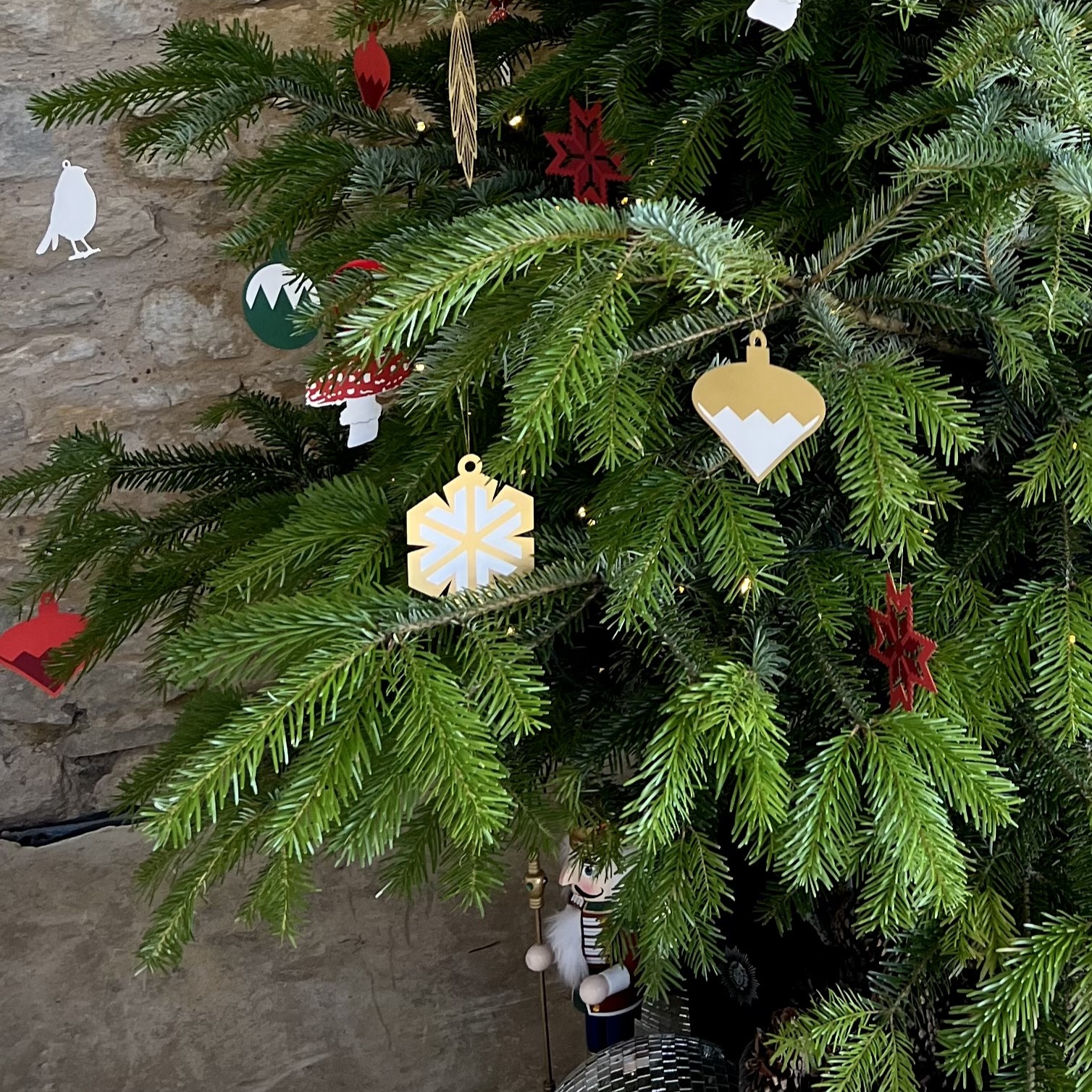 Gold Christmas Decoration Selection - Set of 9 - Image 4